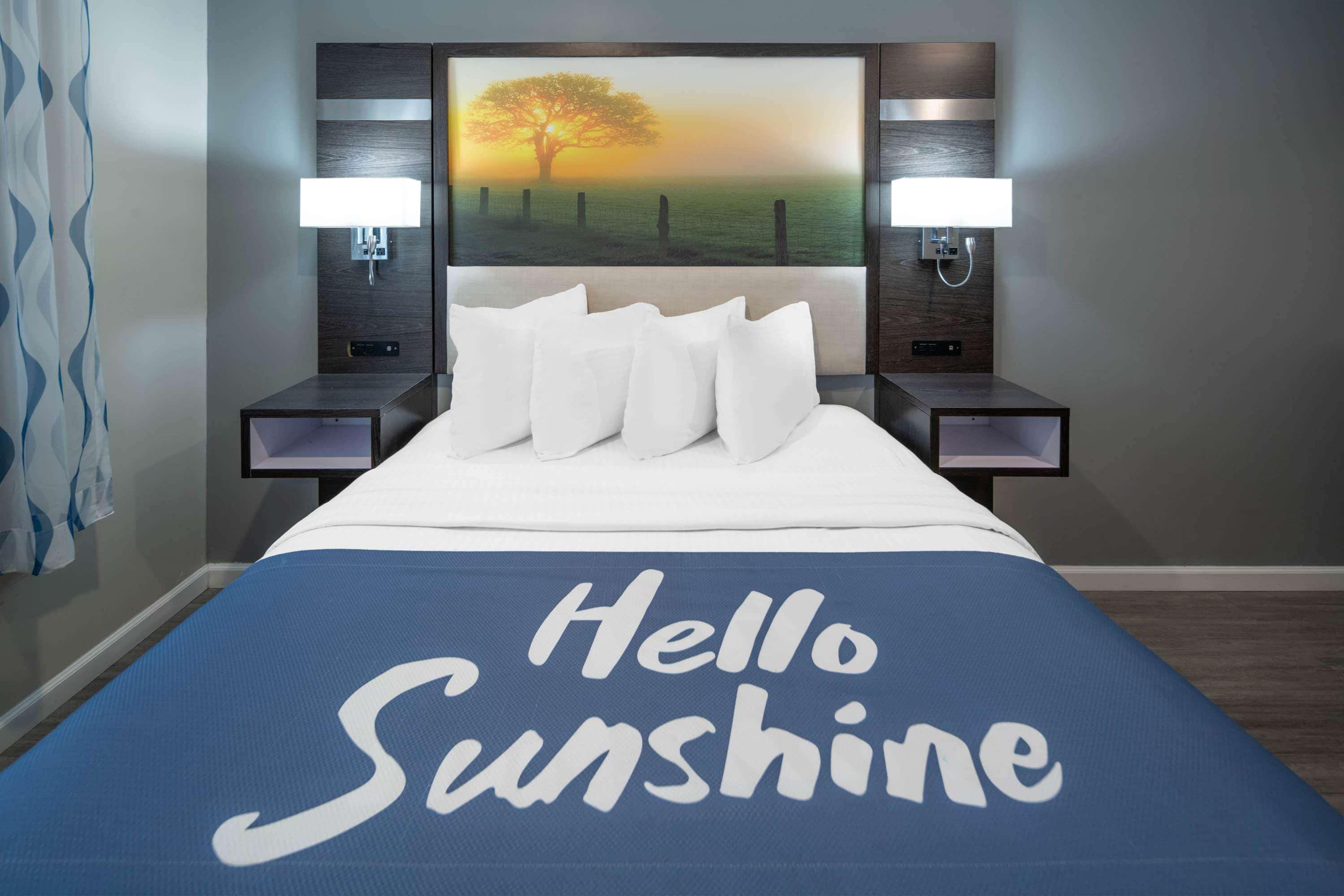 Days Inn By Wyndham Galt - Elk Grove South Buitenkant foto
